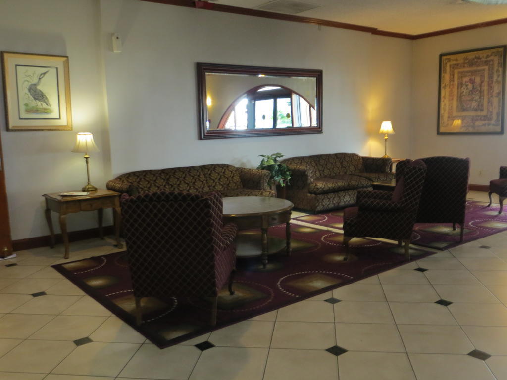 מודסטו Clarion Inn Conference Center מראה חיצוני תמונה