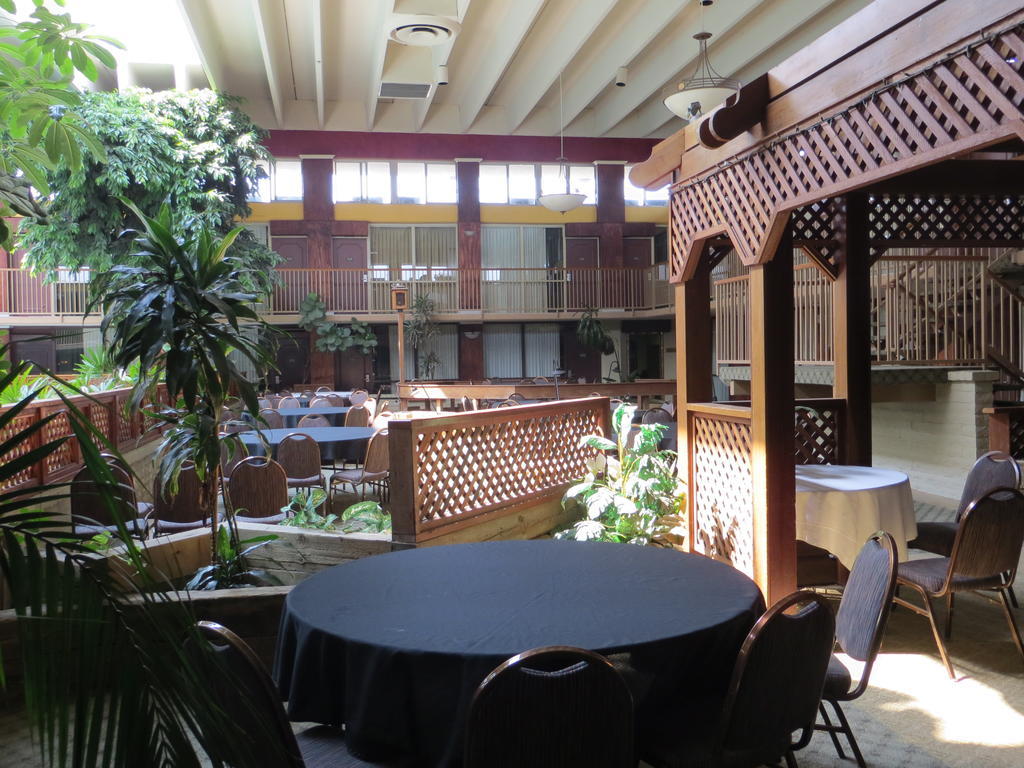 מודסטו Clarion Inn Conference Center מראה חיצוני תמונה