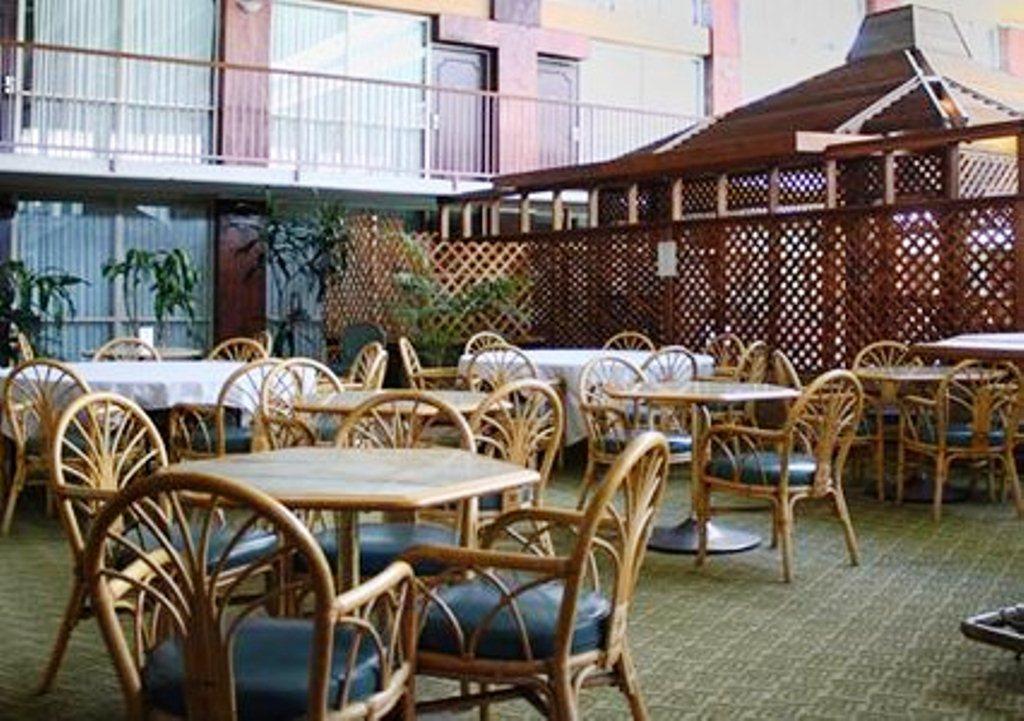 מודסטו Clarion Inn Conference Center מראה חיצוני תמונה