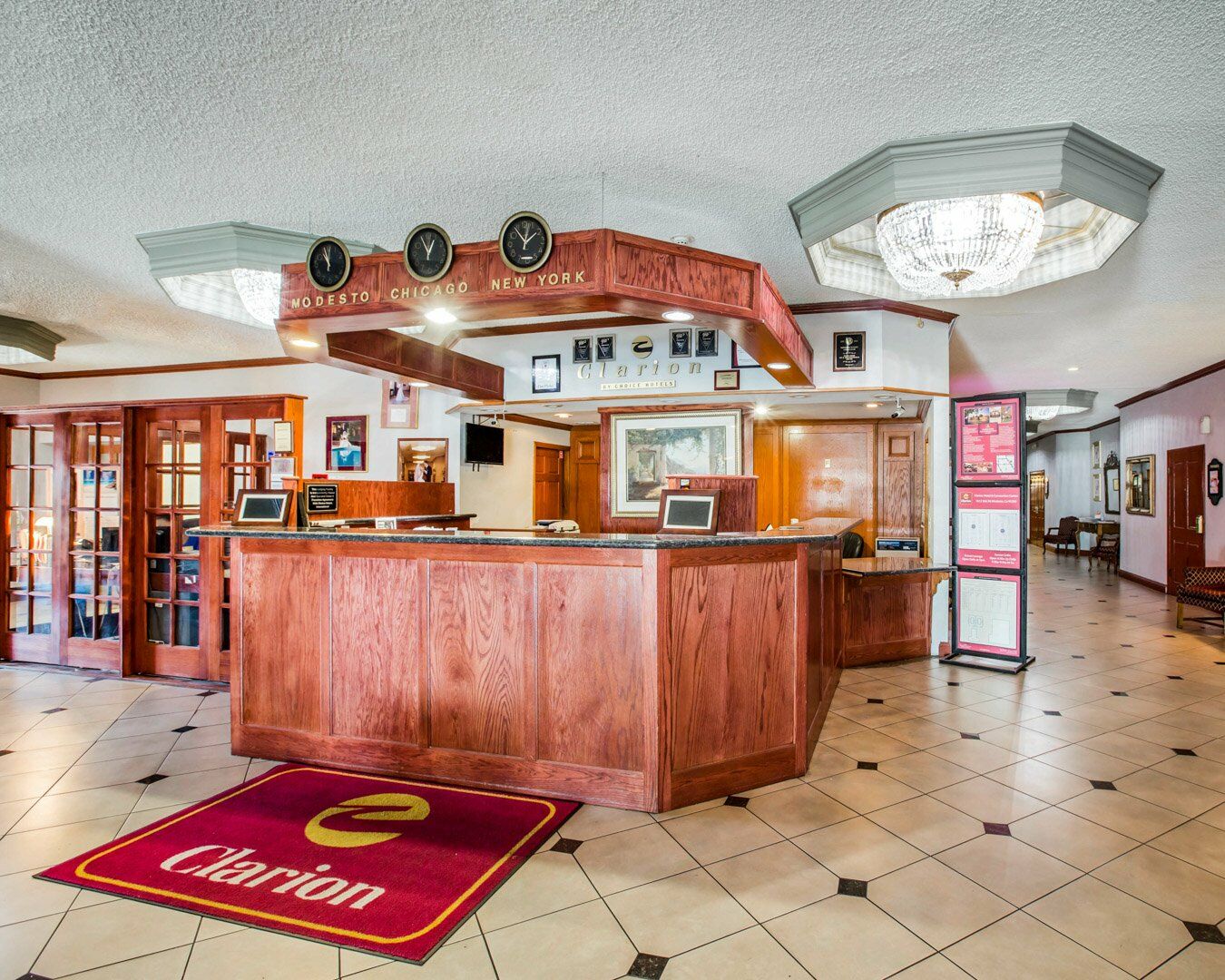 מודסטו Clarion Inn Conference Center מראה חיצוני תמונה