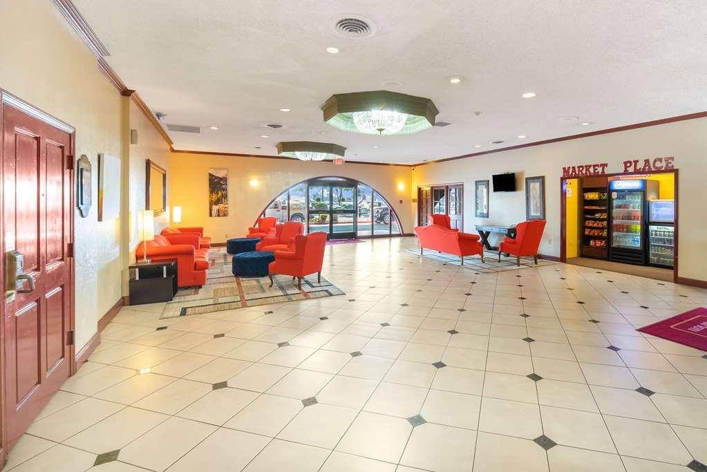 מודסטו Clarion Inn Conference Center מראה פנימי תמונה